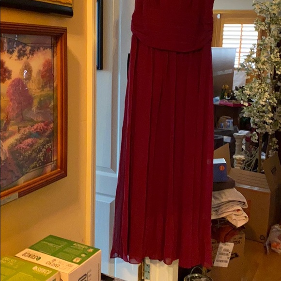 Dress - Picture 2 of 4